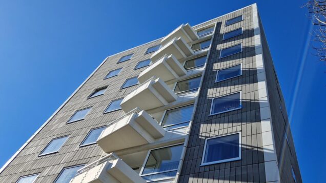 Glass reinforced cladding panels at Bellahøj project