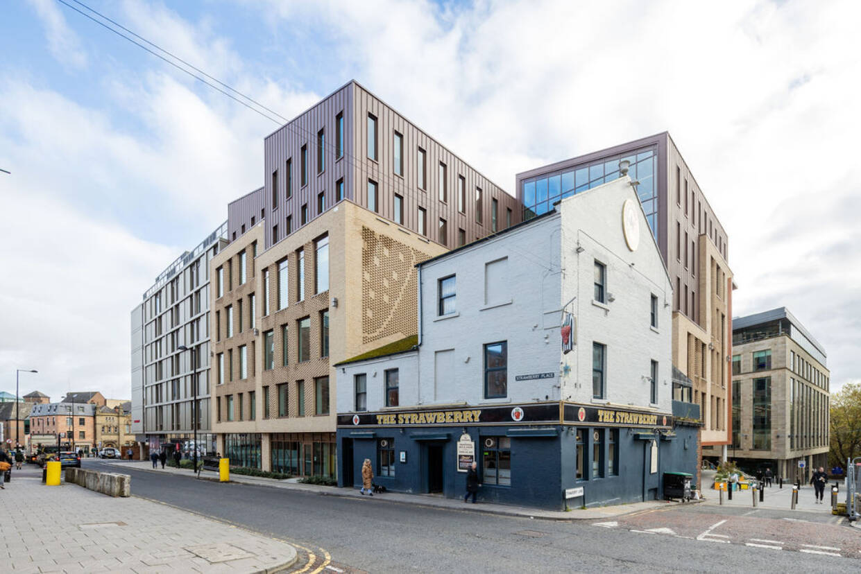 one-strawberry-lane-facing-bricks-brick-services