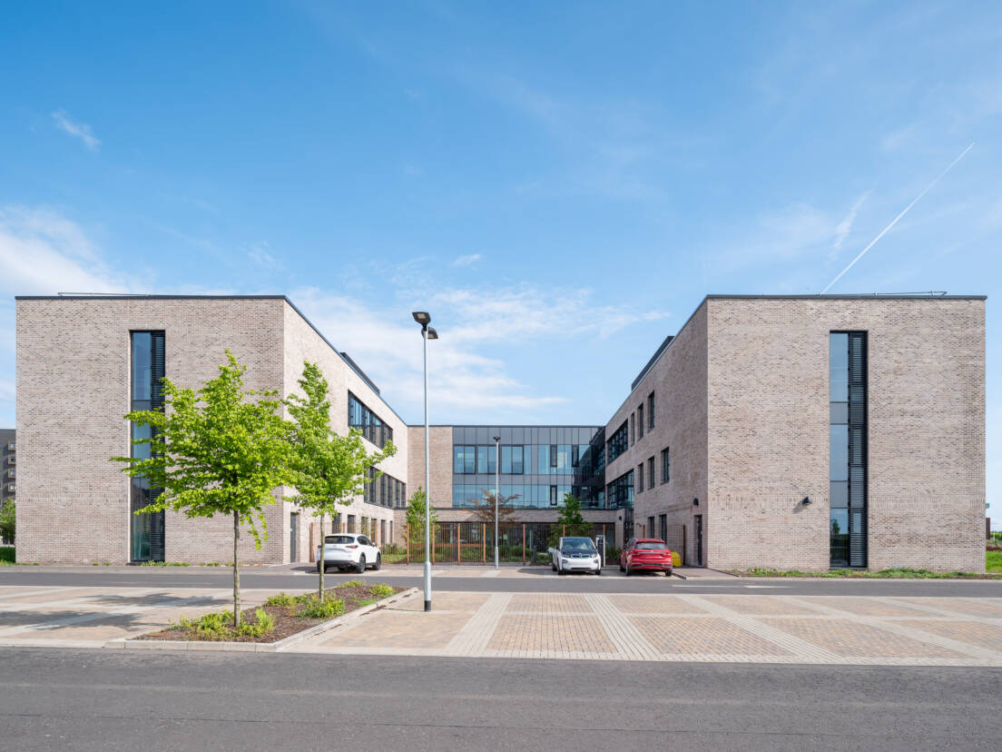 Clydebank Health and Care Centre | Facing Brick