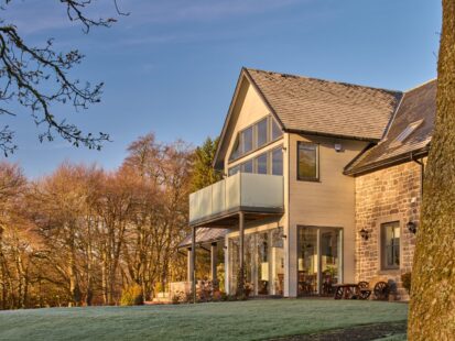 Gleneagles Scotland Hardie VL Plank Large