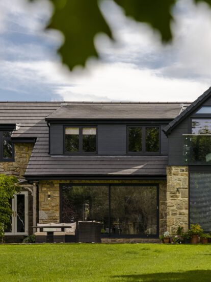 Harrogate Hardie VL Plank Anthracite Grey Cedar 15