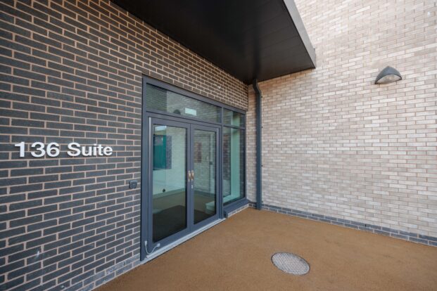 0084 136 suite st georges hospital stafford