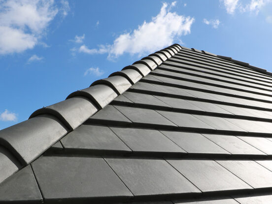 Crest Planum Roof Tiles with Tapered Ridge