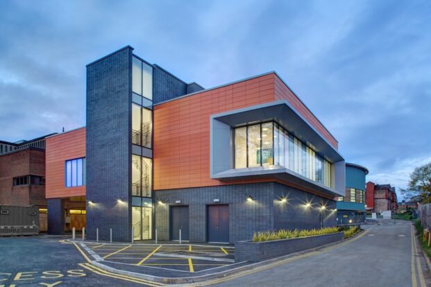Salford royal 8554